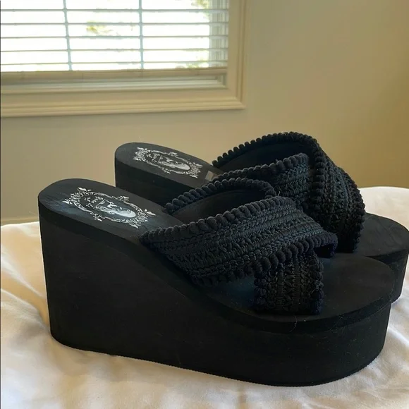 New Women's Black Platform Foam Wedge Sandals - Picture 1 of 6